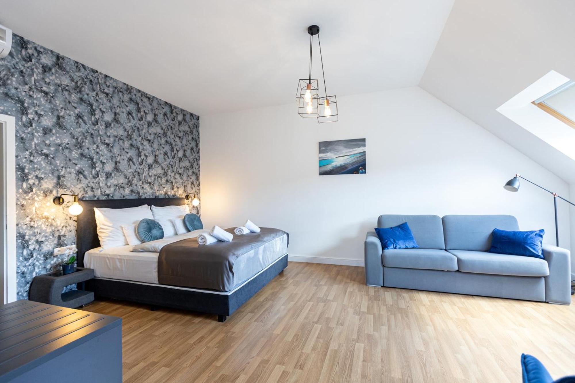 Hotel Clariss Balatonalmádi Екстериор снимка